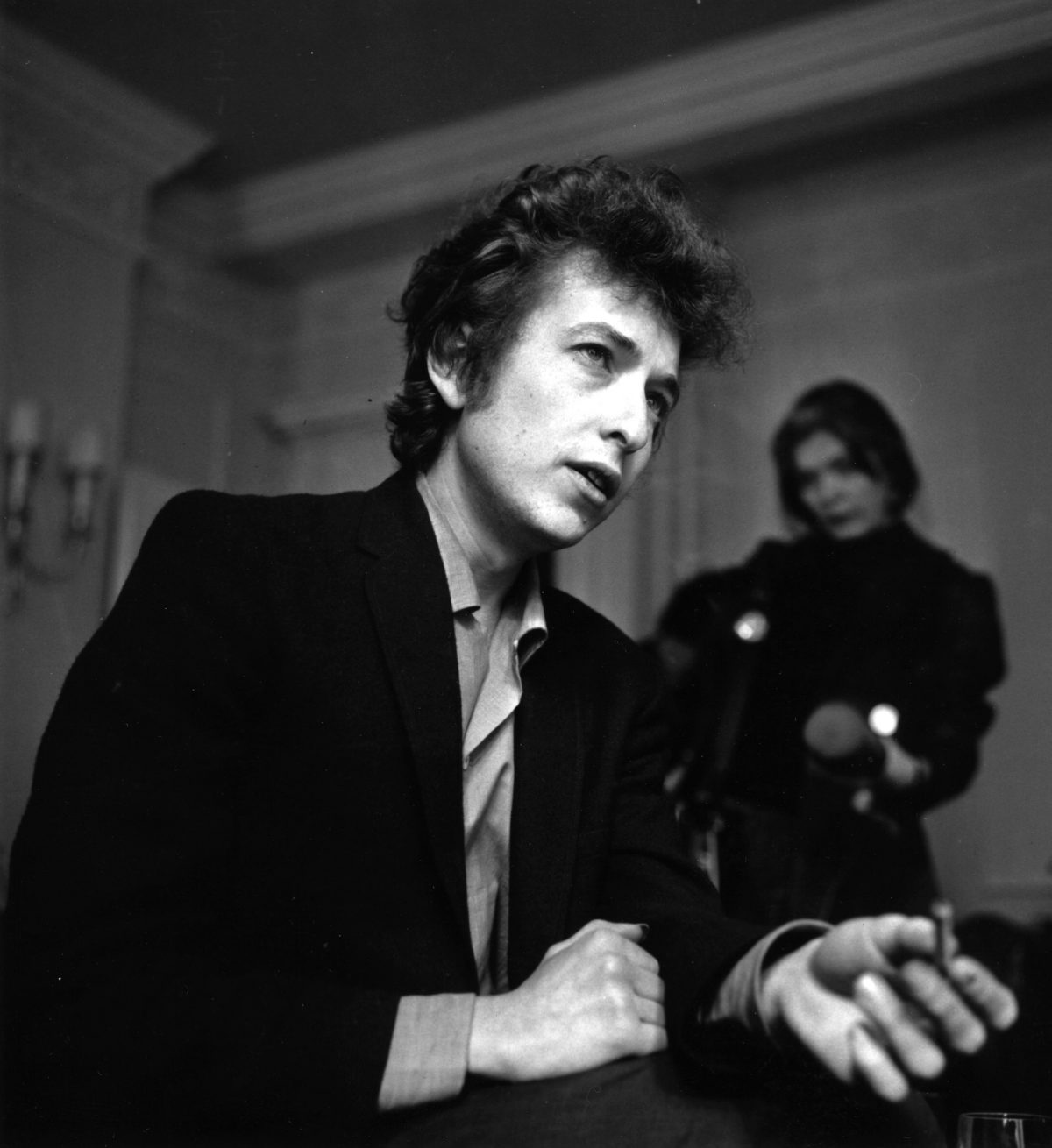 What’s Wrong With Bob Dylan’s Biographers?