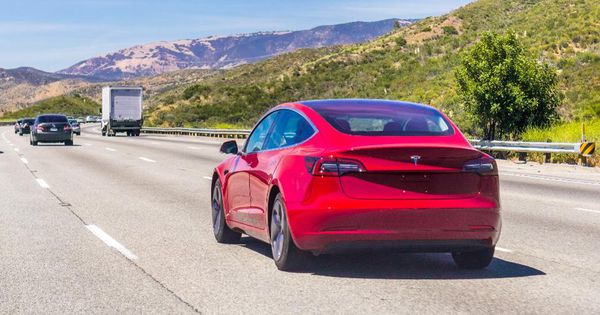 Tesla Autopilot, At Times Unsafe For Automatic Lane Changes, Lays Bare Machine-Learning Brittleness